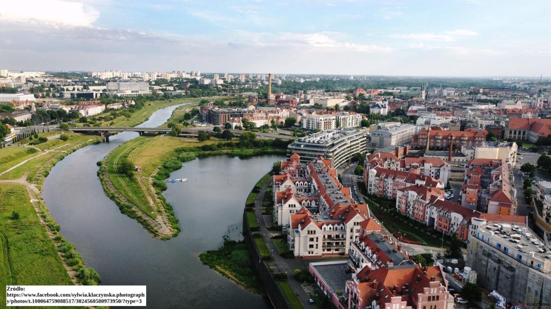 By The River Point Poznań Exteriör bild